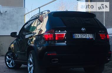 Позашляховик / Кросовер BMW X5 2008 в 