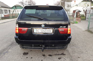 Позашляховик / Кросовер BMW X5 2003 в 