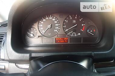 Позашляховик / Кросовер BMW X5 2001 в 