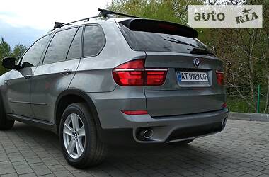 Внедорожник / Кроссовер BMW X5 2010 в Калуше