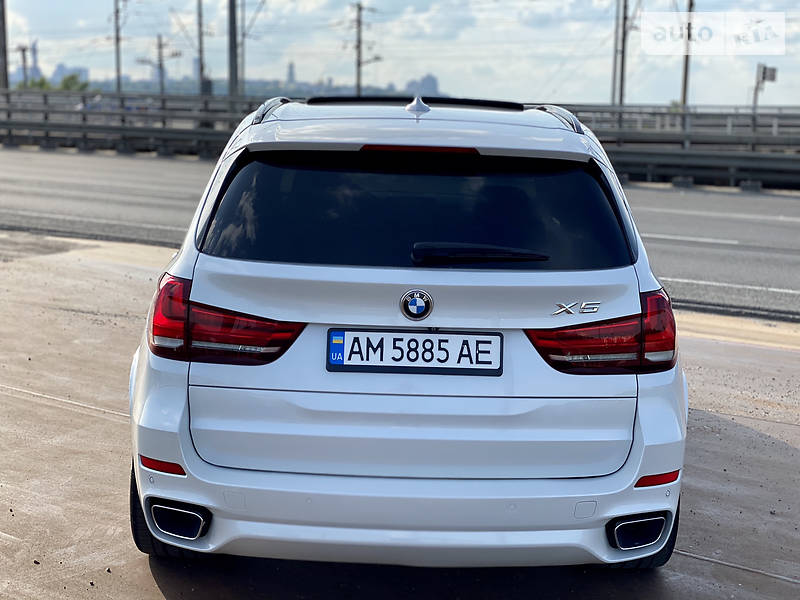 Позашляховик / Кросовер BMW X5 2015 в Києві