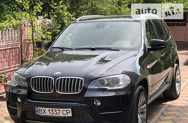 Позашляховик / Кросовер BMW X5 2011 в Полонному