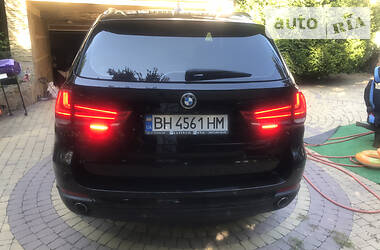 Позашляховик / Кросовер BMW X5 2016 в 
