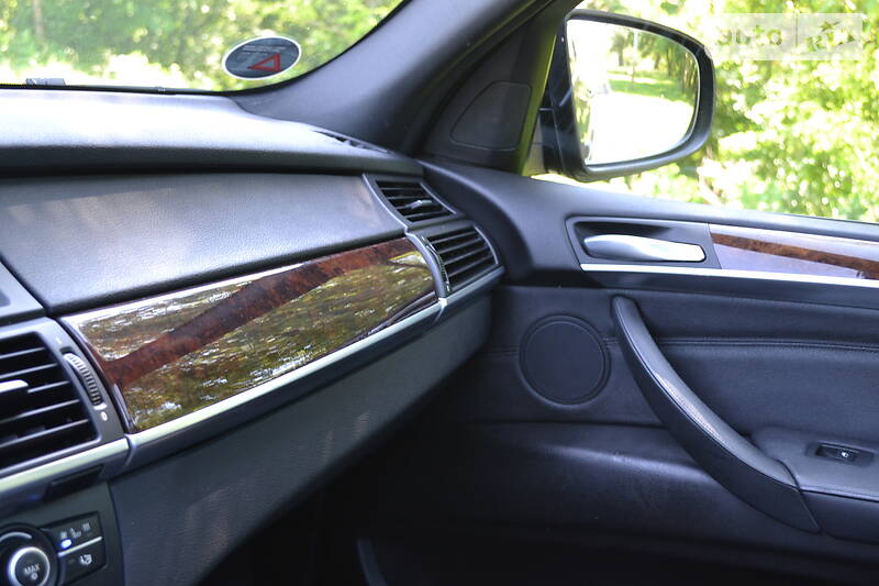 Позашляховик / Кросовер BMW X5 2010 в Києві