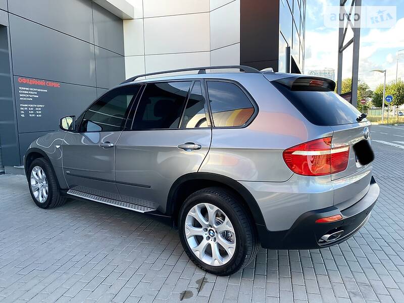 Позашляховик / Кросовер BMW X5 2008 в Києві