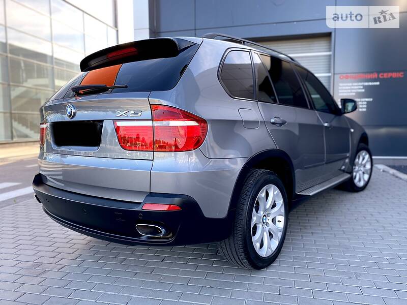 Позашляховик / Кросовер BMW X5 2008 в Києві