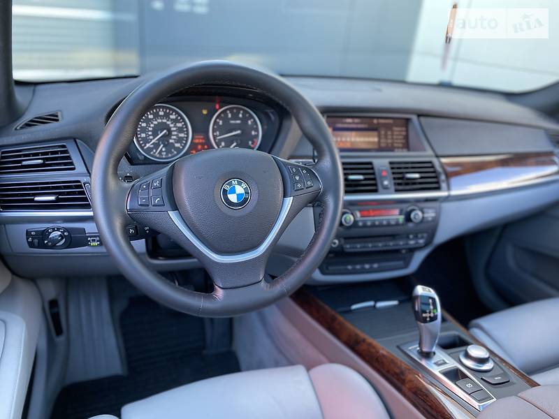 Позашляховик / Кросовер BMW X5 2008 в Києві