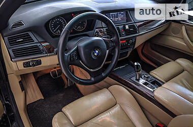 Внедорожник / Кроссовер BMW X5 2008 в Черновцах