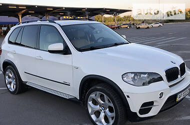 Внедорожник / Кроссовер BMW X5 2010 в Запорожье