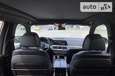Позашляховик / Кросовер BMW X5 2019 в 