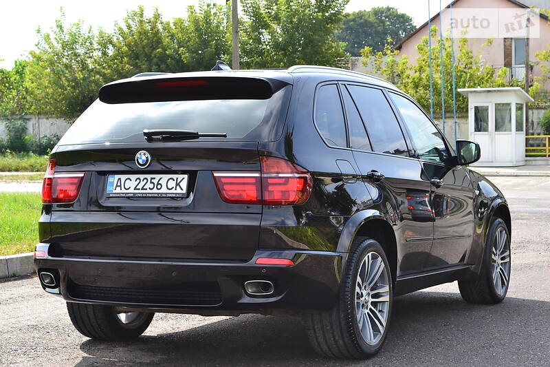 Позашляховик / Кросовер BMW X5 2012 в Рівному