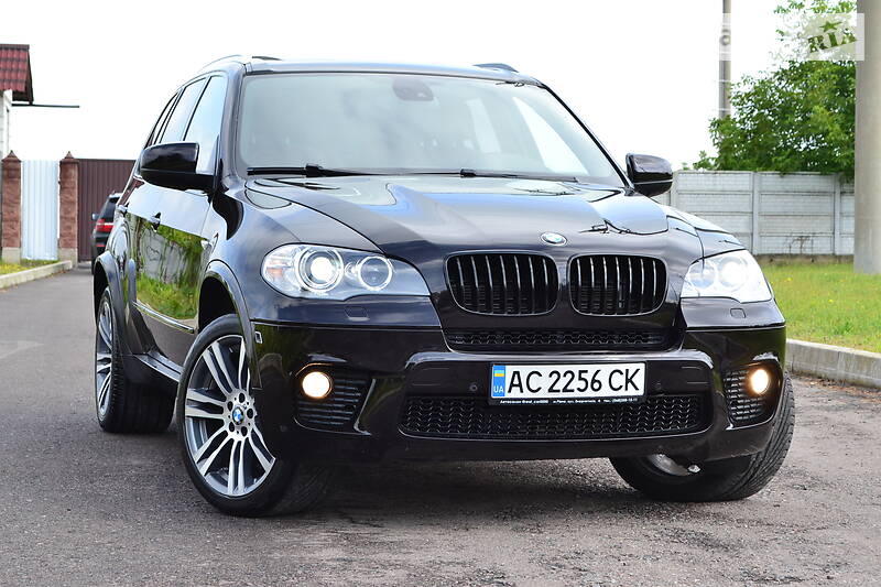Позашляховик / Кросовер BMW X5 2012 в Рівному