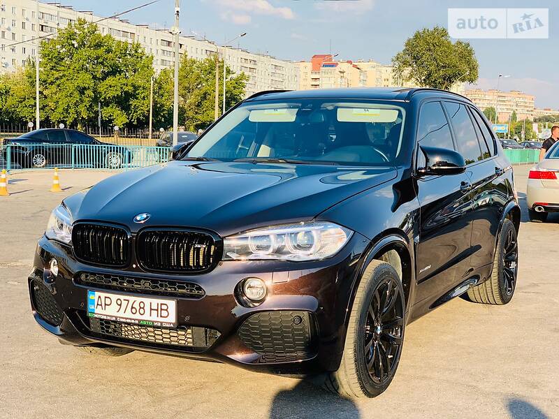 Внедорожник / Кроссовер BMW X5 2015 в Запорожье