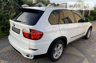 Внедорожник / Кроссовер BMW X5 2011 в Коломые