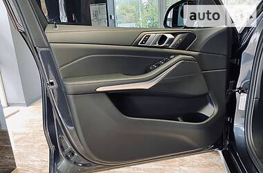 Позашляховик / Кросовер BMW X5 2019 в 