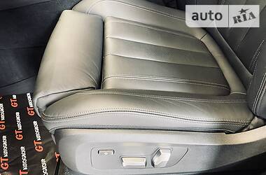 Позашляховик / Кросовер BMW X5 2019 в 