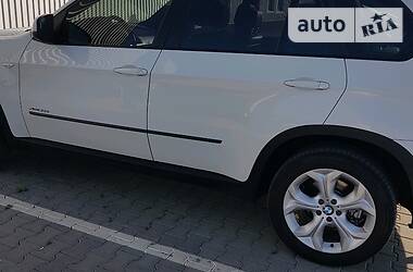 Позашляховик / Кросовер BMW X5 2011 в Чернівцях