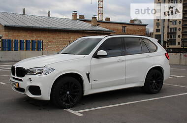 Внедорожник / Кроссовер BMW X5 2014 в Киеве