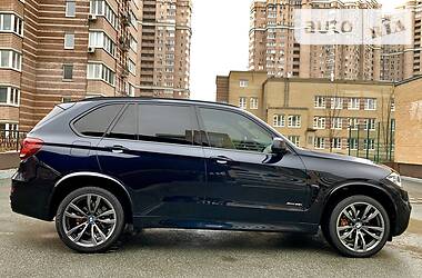 Внедорожник / Кроссовер BMW X5 2013 в Киеве