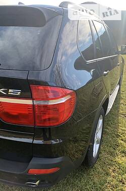 Внедорожник / Кроссовер BMW X5 2010 в 