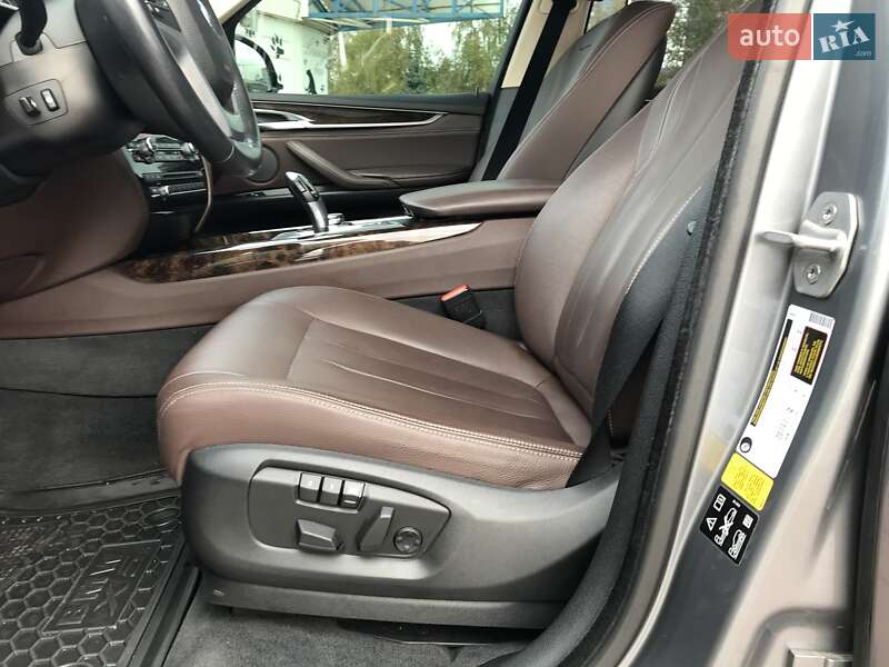 Внедорожник / Кроссовер BMW X5 2015 в Запорожье