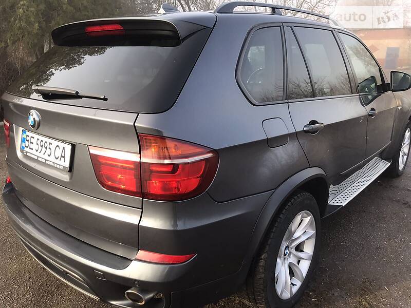 Внедорожник / Кроссовер BMW X5 2011 в Николаеве