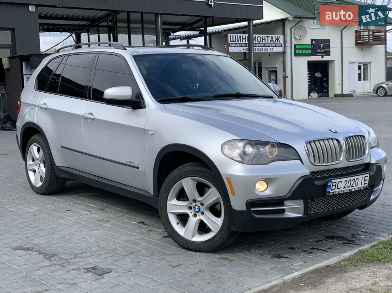 2010 BMW X5 - мініатюра 15