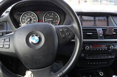 Внедорожник / Кроссовер BMW X5 2010 в Черновцах