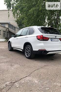 Внедорожник / Кроссовер BMW X5 2017 в Шостке