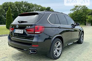 Внедорожник / Кроссовер BMW X5 2016 в 