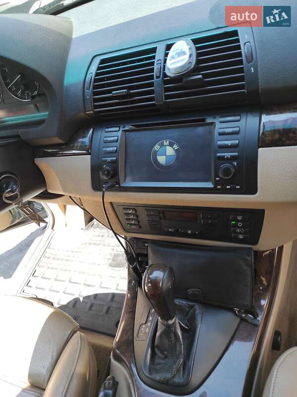 Внедорожник / Кроссовер BMW X5 2000 в Киеве