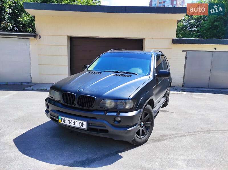 Внедорожник / Кроссовер BMW X5 2000 в Киеве