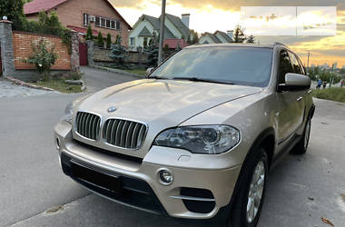 Внедорожник / Кроссовер BMW X5 2012 в 