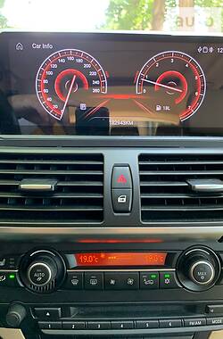 Позашляховик / Кросовер BMW X5 2011 в 