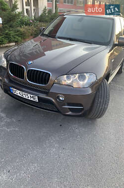 Позашляховик / Кросовер BMW X5 2012 в Львові