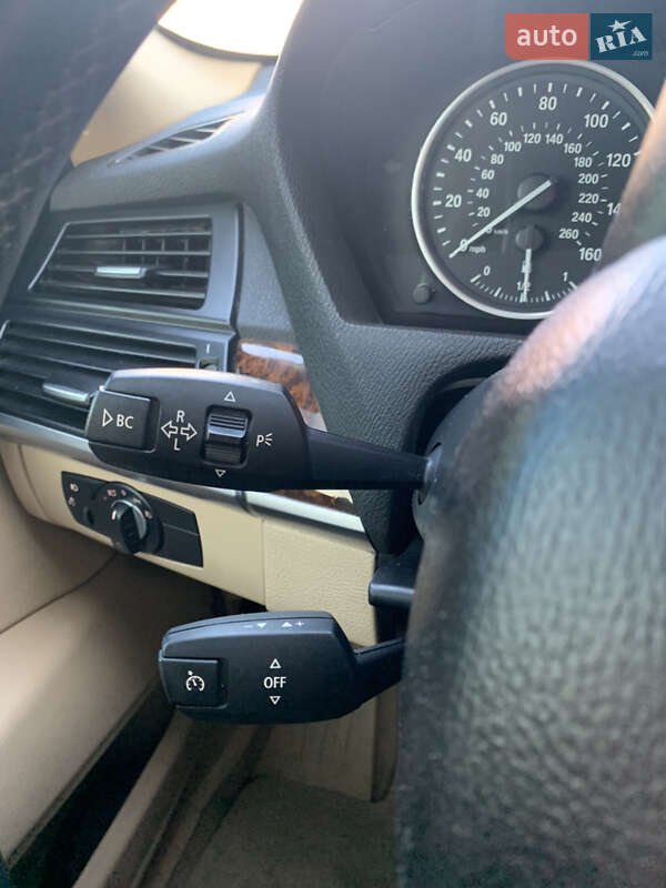 Позашляховик / Кросовер BMW X5 2012 в Львові