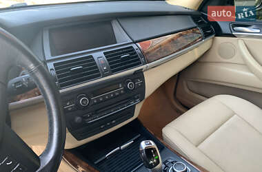 Позашляховик / Кросовер BMW X5 2012 в Львові