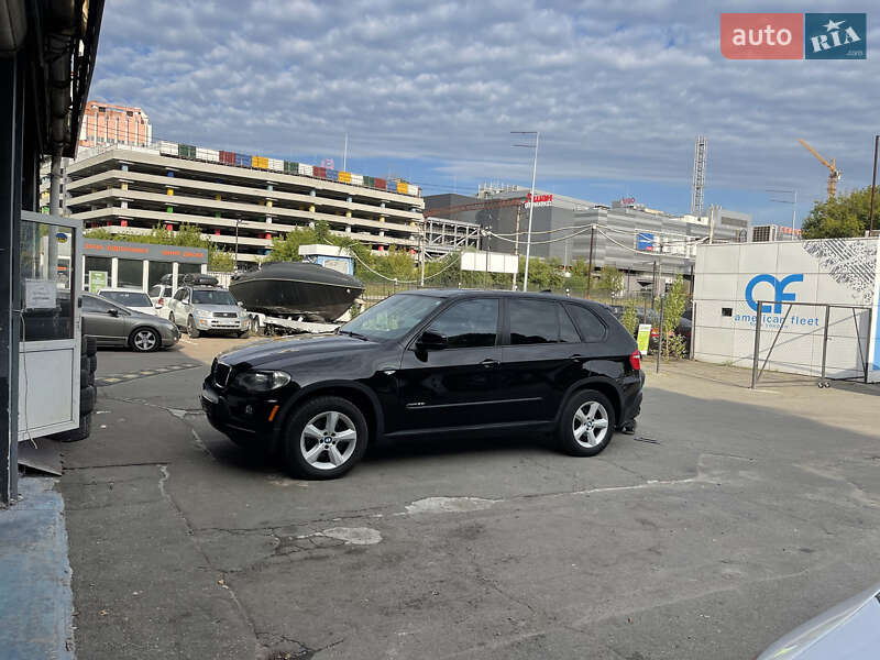 Позашляховик / Кросовер BMW X5 2010 в Києві фото 3 Позашляховик / Кросовер BMW X5 2010 в Києві
