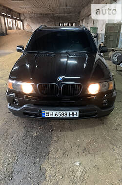 Внедорожник / Кроссовер BMW X5 2001 в Одессе