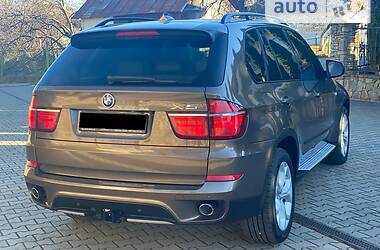 Внедорожник / Кроссовер BMW X5 2011 в Ивано-Франковске