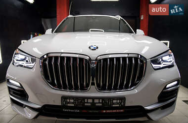 Внедорожник / Кроссовер BMW X5 2018 в 