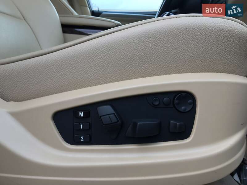 Внедорожник / Кроссовер BMW X5 2012 в Бродах
