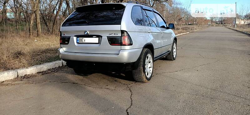 Внедорожник / Кроссовер BMW X5 2001 в Николаеве