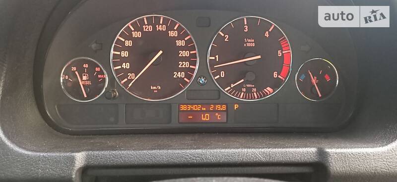 Внедорожник / Кроссовер BMW X5 2001 в Николаеве