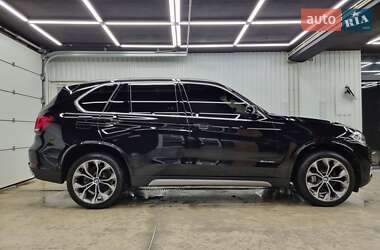 Внедорожник / Кроссовер BMW X5 2018 в 