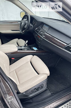 Внедорожник / Кроссовер BMW X5 2012 в Житомире