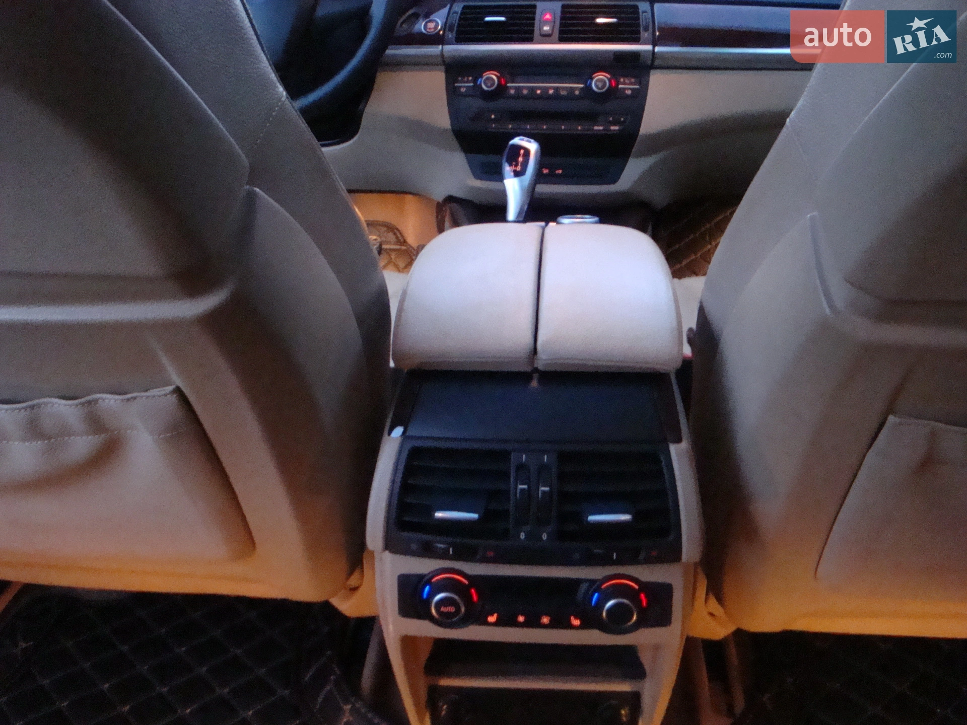 2011 BMW X5 - мініатюра 47