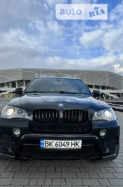 Внедорожник / Кроссовер BMW X5 2013 в Львове