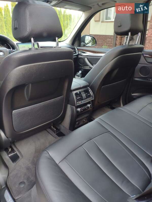 Внедорожник / Кроссовер BMW X5 2014 в Днепре