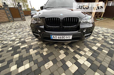 Внедорожник / Кроссовер BMW X5 2011 в Мукачево
